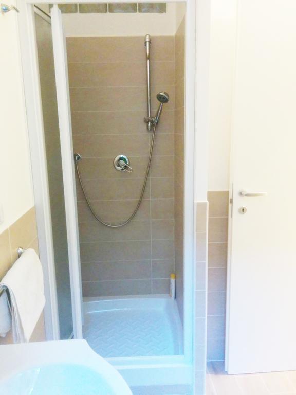 Ad Hoc Guest House Roma Quarto foto